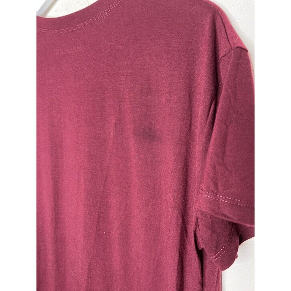 Steve Madden NYC Women's Burgundy Graphic T Shirt Top Sequined Hem XL - Picture 9 of 9